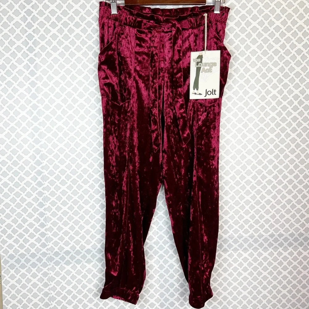 NWT Jolt The Lounge Act Burgundy Velour Belted Joggers Pant